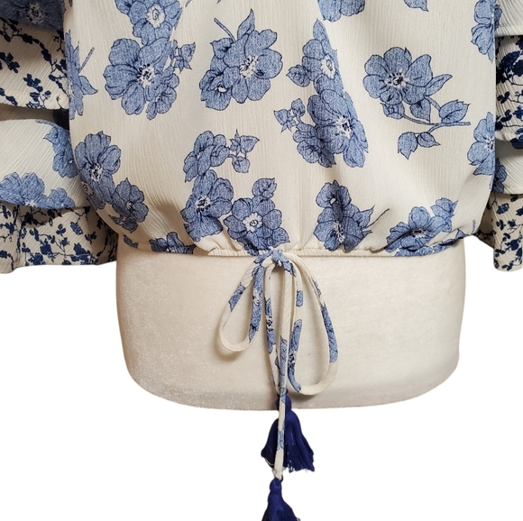 Vintage Havana Women's Size Small Blouse Blue Floral Tie Front Tiered Sleeve - Picture 7 of 12